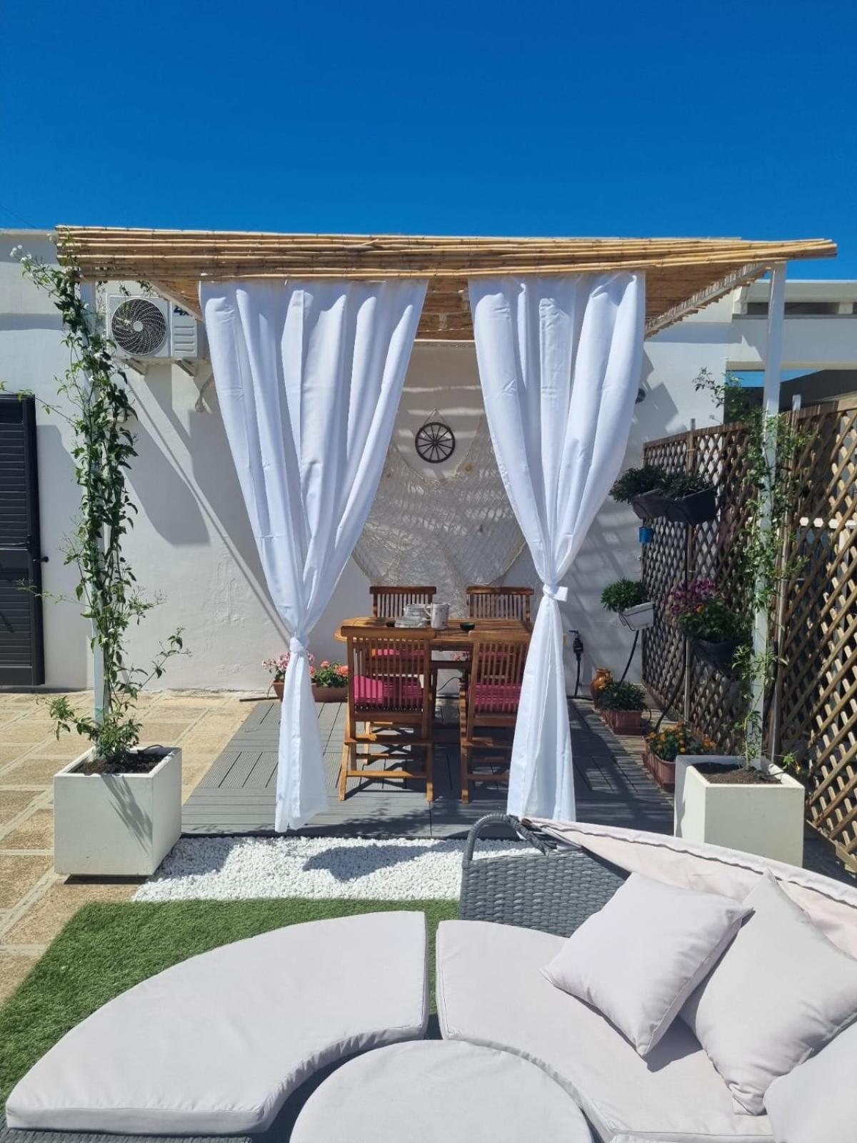 La Terrazza Di Zoe - Castromediano Villa Cavallino di Lecce Eksteriør billede